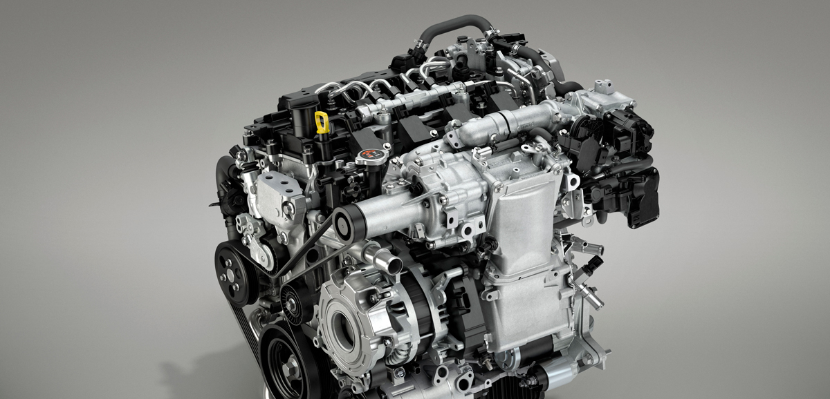 Engines on Test Mazda CX30 2.0 SkyactivX Engine